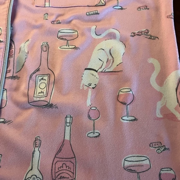 MUNKI MUNKI WOMENS PAJAMA TOP SIZE LARGE CAT & WINE PATTERN - Picture 9 of 9